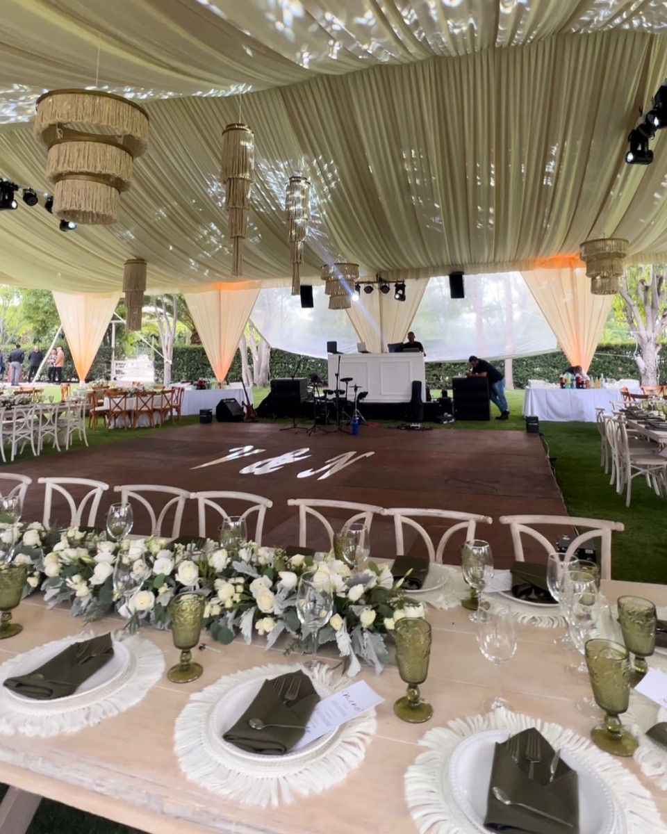 Carpa con pista de baile para boda